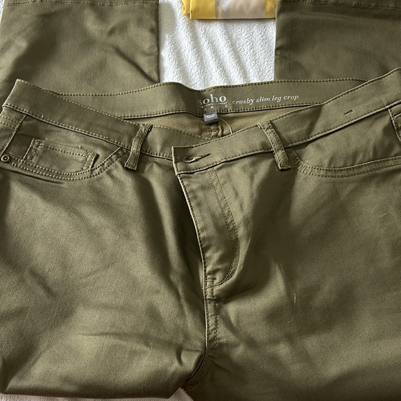 NY & Company crop pants - Picture 2 of 5